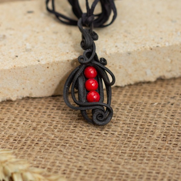 Přívěšek malý s červenými korály – La Sofia