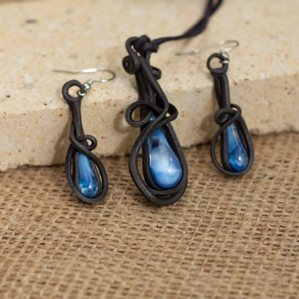 Sada šperků: Přívěšek a náušnice s modrými kapkami – La Sofia